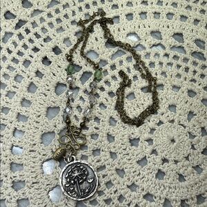Vintage-Inspired Silver dandelion Pendant & glass beaded Necklace
